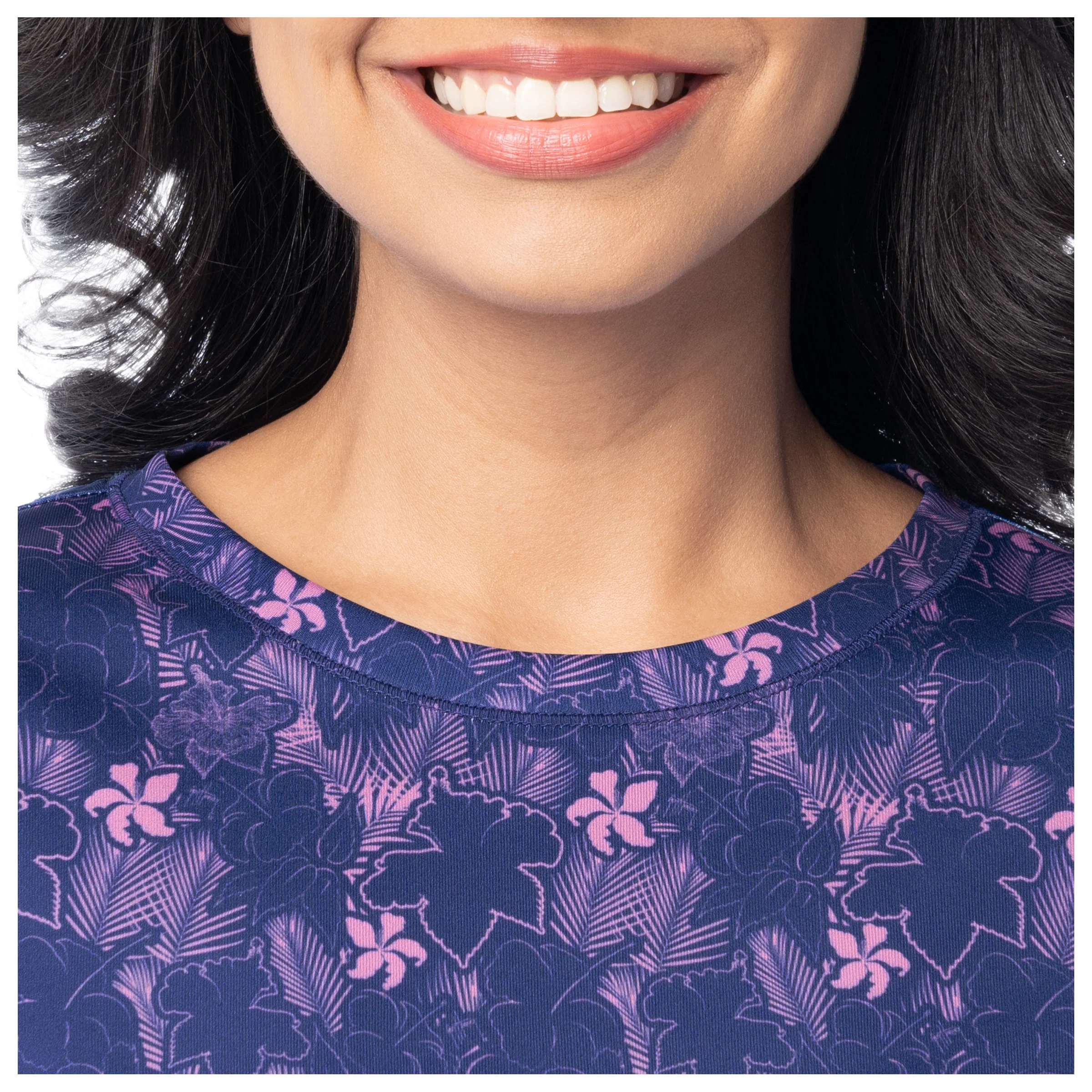 Women's Hibiscus Outline Long Sleeve Sun Protection Shirt - Image 6