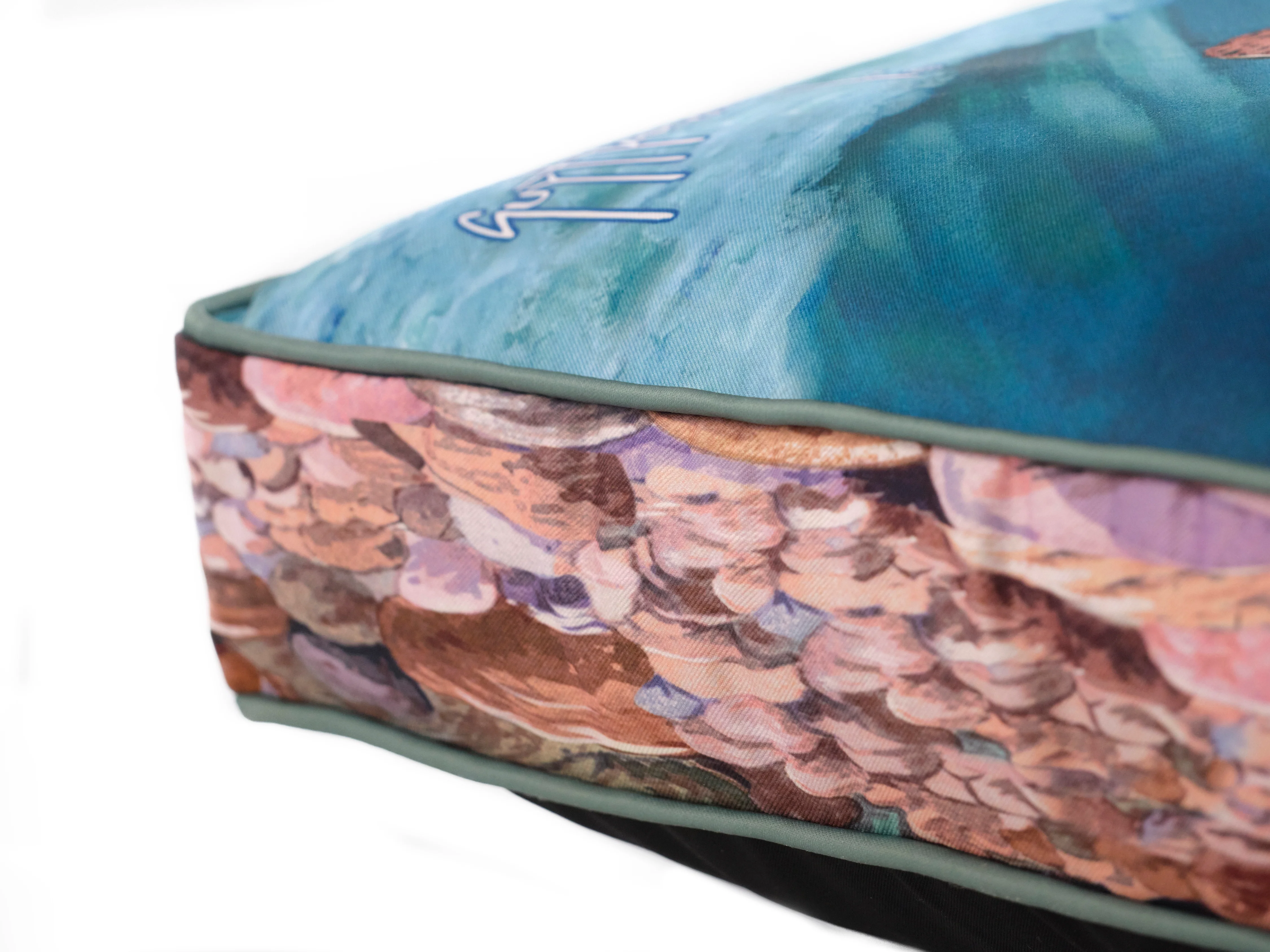 Trout Guy Harvey Pet Bed - Image 4